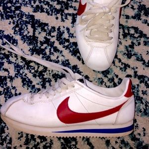 Nike Cortez size 7